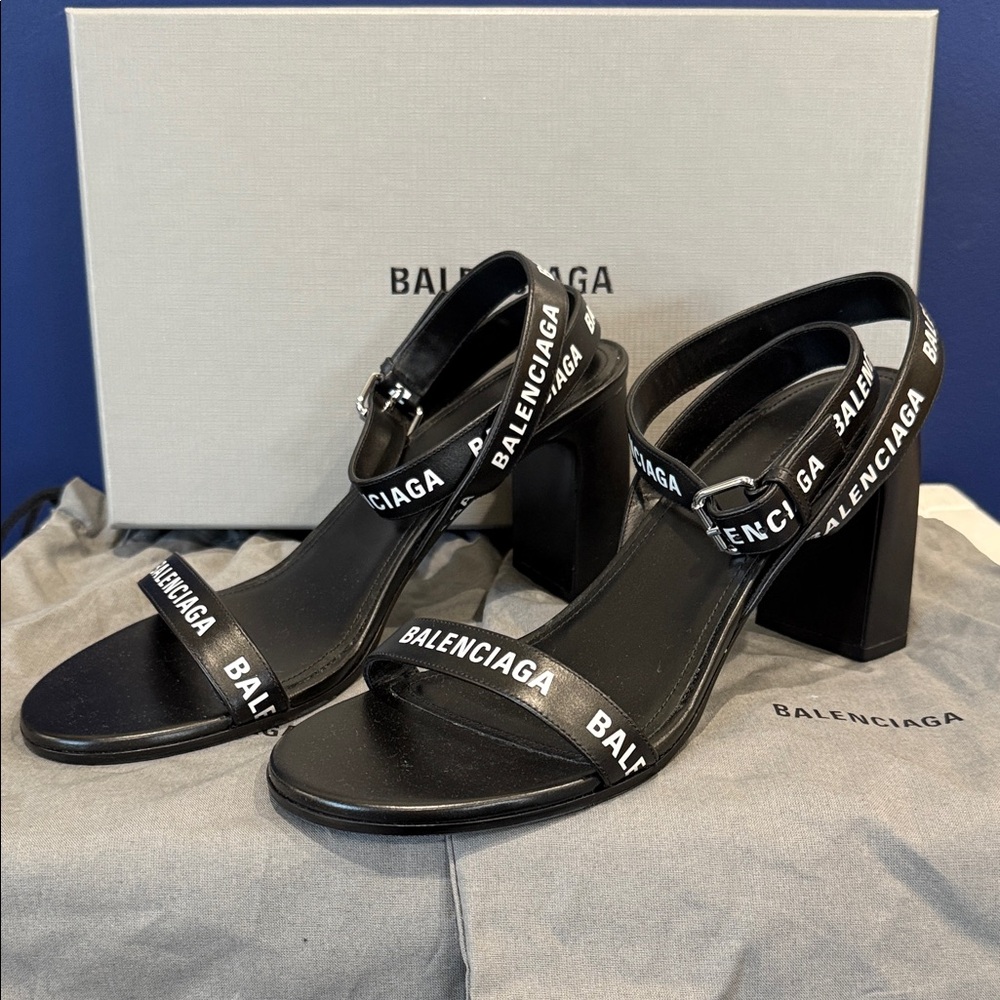 Balenciaga Black Round Sandal M80 - Picture 3 of 6